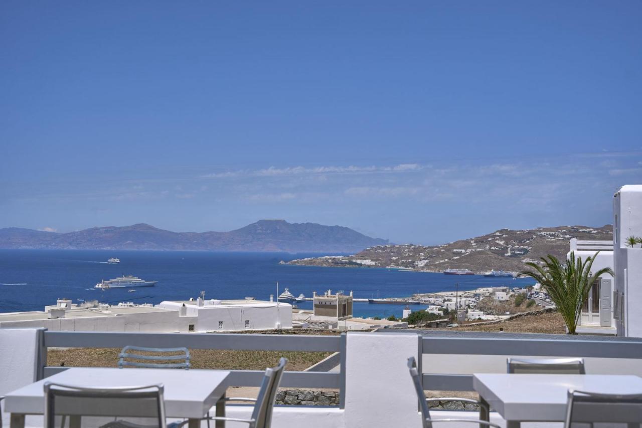 Hotel Sofia Village 3*